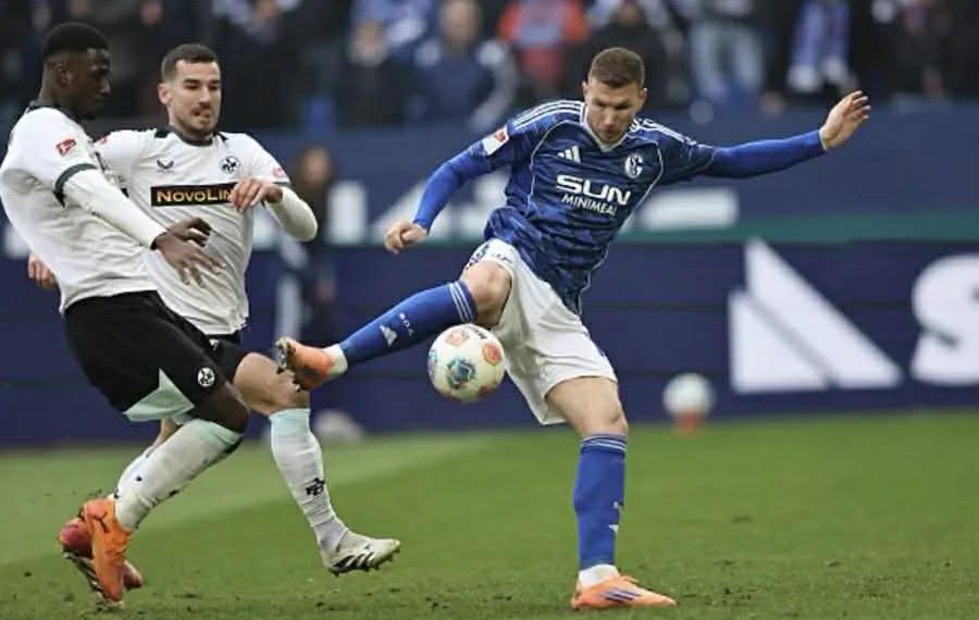 Edin Džeko srušio historijski rekord u Njemačkoj: Dijamant ne stari