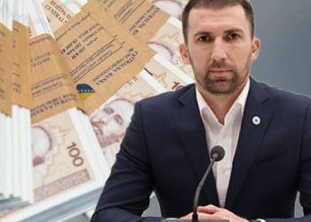 Ministar Adnan Delić