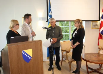 U Ambasadi Bosne i Hercegovine u Oslu održana je večer u čast žrtvama genocida u Srebrenici
