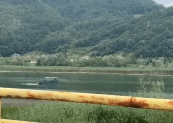 Zvornička policija kaznila muškarca zbog puštanja pjesme koja veliča genocid u Srebrenici