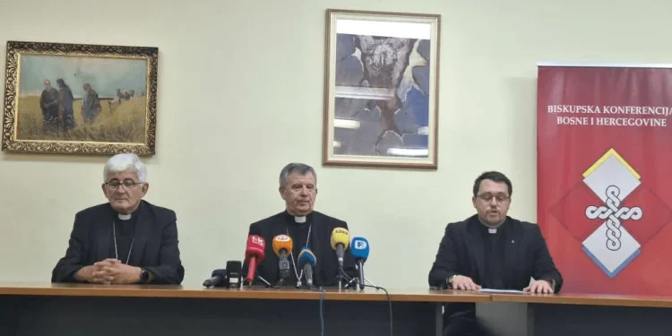 Biskupi ponovo pozvali na izmjene Izbornog zakona: Naglašena potreba za legitimnim predstavljanjem Hrvata i zaštitom konstitutivnosti