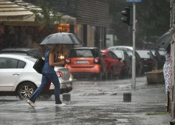 Nakon svježeg jutra stiže nova promjena vremena: Pljuskovi, grmljavina i grad prijete dijelovima BiH