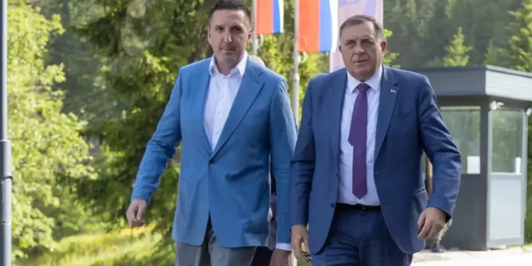 Protesti na Palama nakon racije u Enigmi, Elek i dalje bez smjene