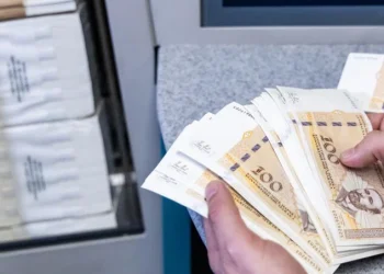 Radnik u BiH primio platu od 288.412 KM