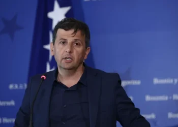 NEUGODNO: Vukanović nazvao Bursaća „autošovinistom“, uslijedio brutalan odgovor Kusovca